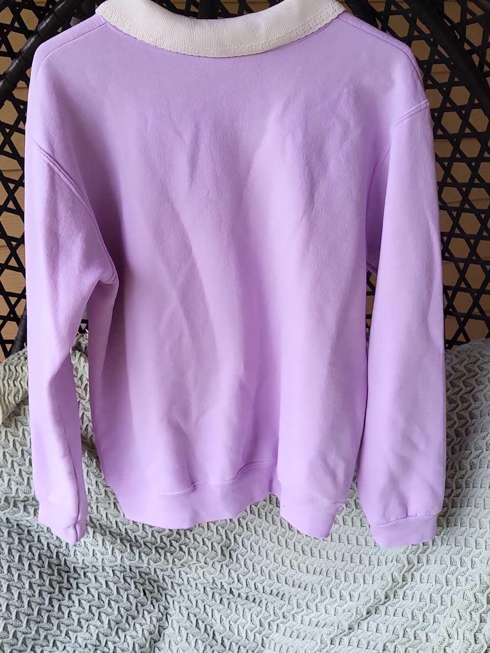 🌸 Vintage Cherry Blossom Collared Sweatshirt - Light Purple - Picture 6 of 11
